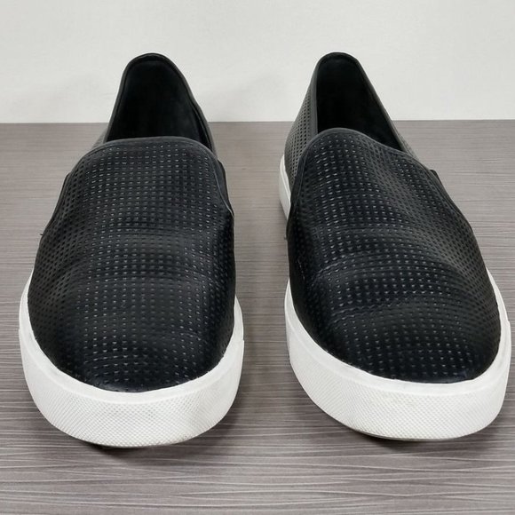 Vince Blair 5 Slip-On Sneaker, Black Leather, Womens Size 8 US / 39 - Picture 2 of 10